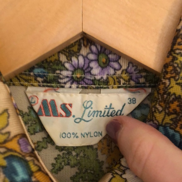 Funky 70’s Blouse - Picture 6 of 6